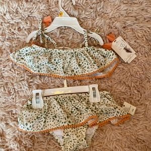 Jessica Simpson 2 piece swimsuit